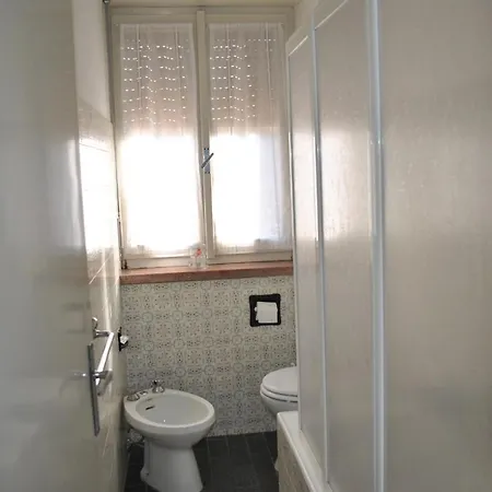 贝拉维斯塔比萨店及旅馆 2*