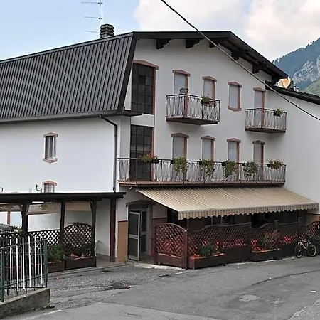Ristorante Pizzeria Bellavista Hotel 2*